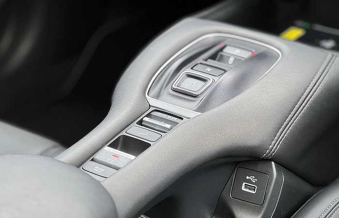 2025 Honda ZR-V Review - 007