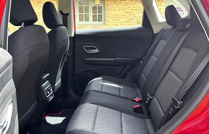 MG ZS Hybrid+ Review - 002