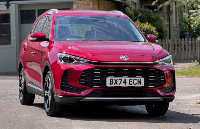 MG ZS Hybrid+ Review - 010