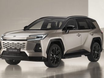 New Generation 2025 Toyota RAV 4 - Master Stance