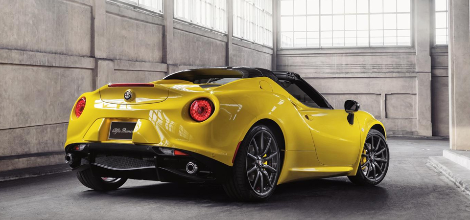 Alfa-Romeo-4C-Spider-Rear