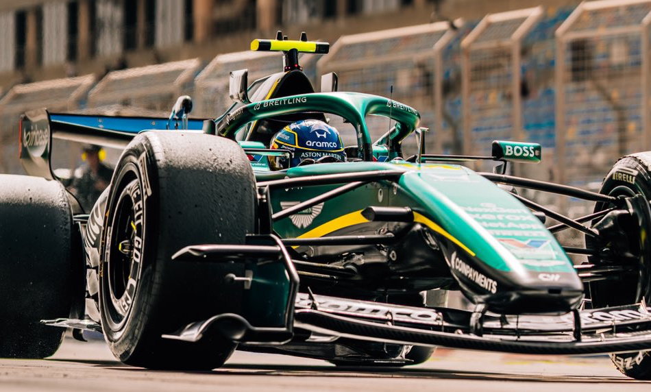 Aston Martin AMR26 - Testing Bahrain International Circuit
