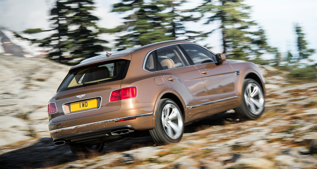 Bentley-Bentyaga-Rear