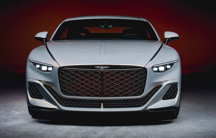 Bentley Mulliner Batur - front view