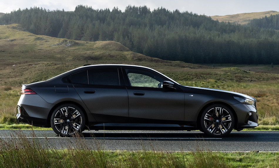 BMW 5 Series - 2024 Review - Master Stance