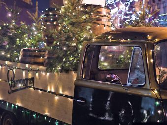 Xmas - car decorations - dailycarblog.com