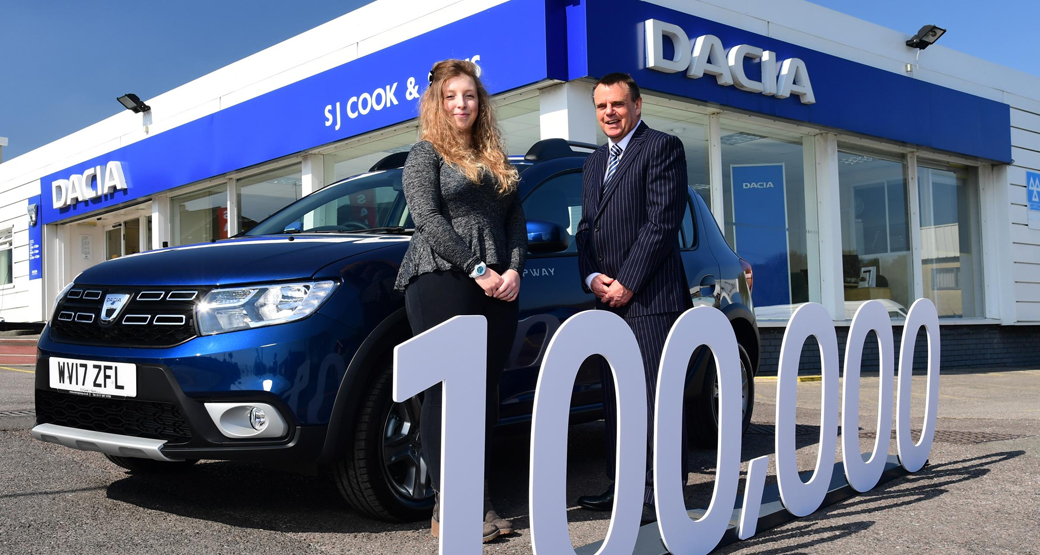 Dacia-Mugs-Consumers