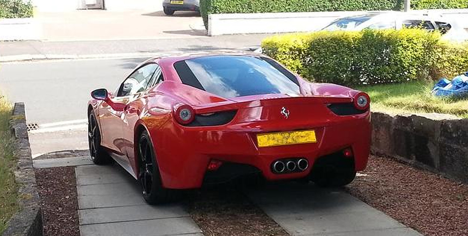 Desperate-And-Delusional-Fake-ferrari-Owner