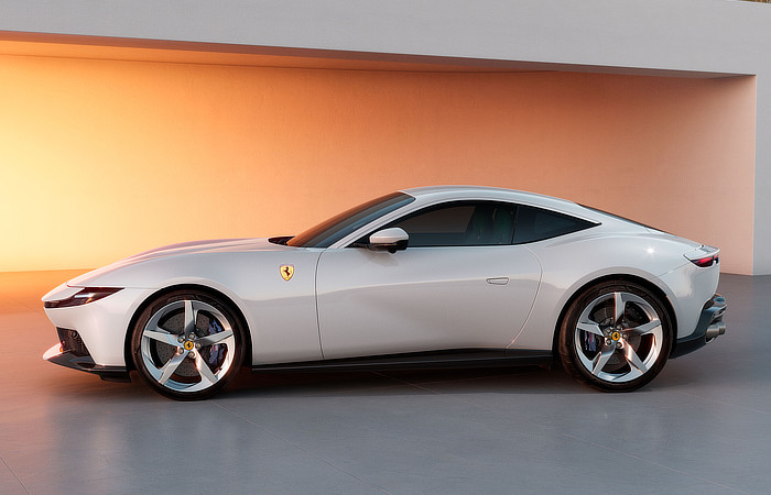 Ferrari Amalfi - Prancing