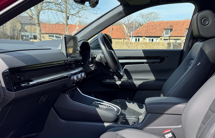 Review - 2025 Honda CRV PHEV - Front interior