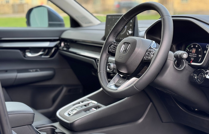 2025 Honda CRV Hybrid Review - 005