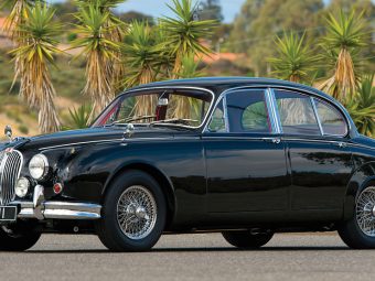 Jaguar-Mark-II-Lindsey-Dipple-Is-Jabba-The-Hutt