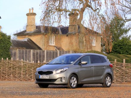Kia-Carens-Gallery-J