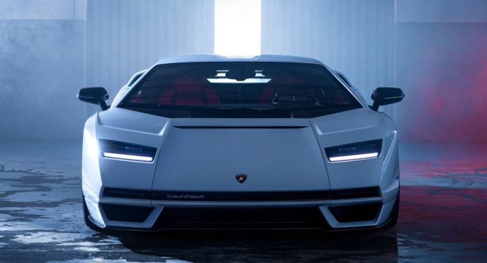 Lamborghini Countach LPI 800-4 - Front - dailycarblog