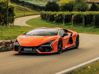 Beautiful - Lamborghini Revuelto