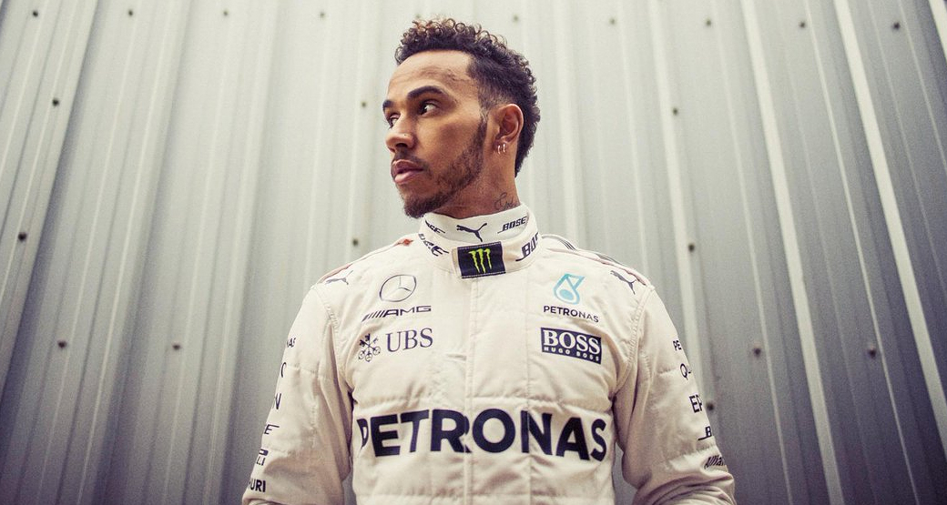 Lewis-Hamilton-Says-Dailycarblog-Is-Great