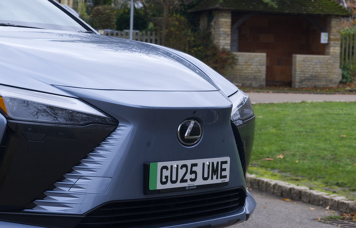 Lexus RZ300e Review - 005