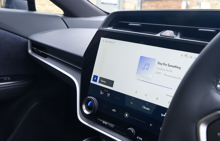 Lexus RZ300e Review - 015