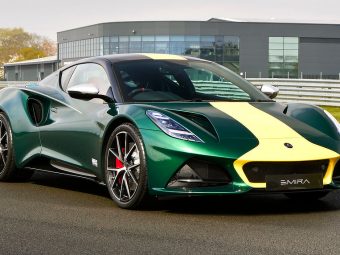 Lotus Emira Clark Edition - Master Stance