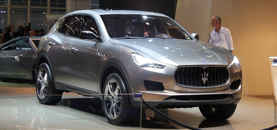 Maserati-Levante-2015