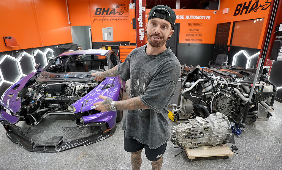 Mat Armstrong starts the dead Bugatti Chiron