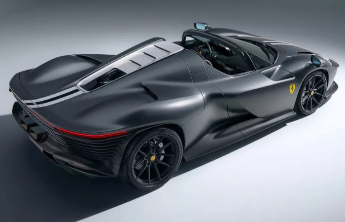 Novitec Ferrari Daytona SP3 - Show off