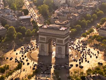 Pairis in the city dailycarblog.com