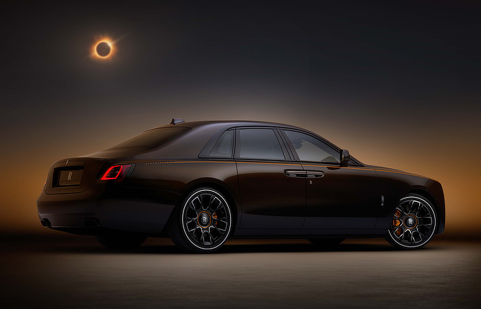 Rolls Royce Ekleipsis - Rear Stance