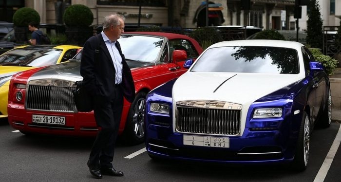 top-car-features-tinted-windows