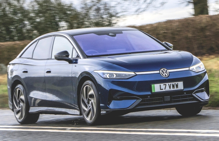 Volkswagen ID7 Sedan - stancing