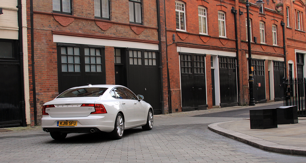 Volvo-S90-2017-Review-Dailycarblog-N