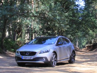 Volvo-V40-Cross-Country-A