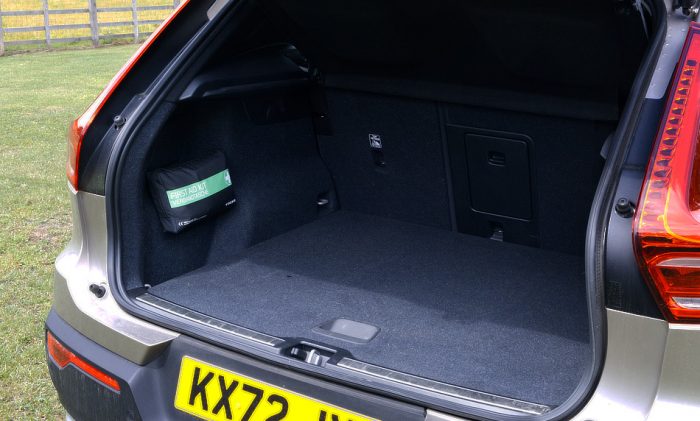 Volvo XC40 Recharge PHEV - 2023 Review - Bootspace