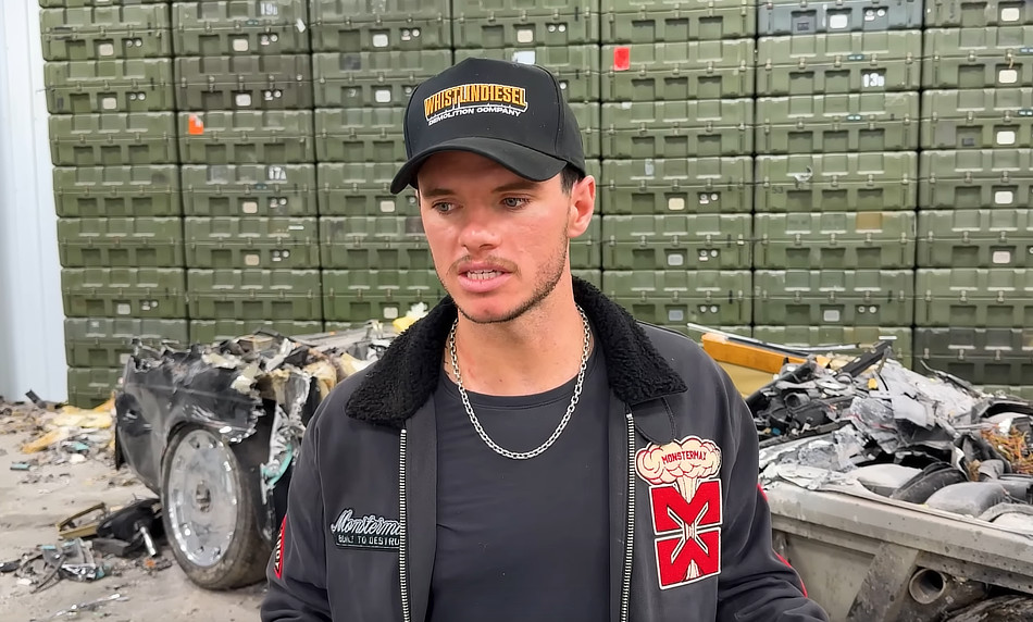 WhistlinDiesel destroys a Rolls Royce Phantom