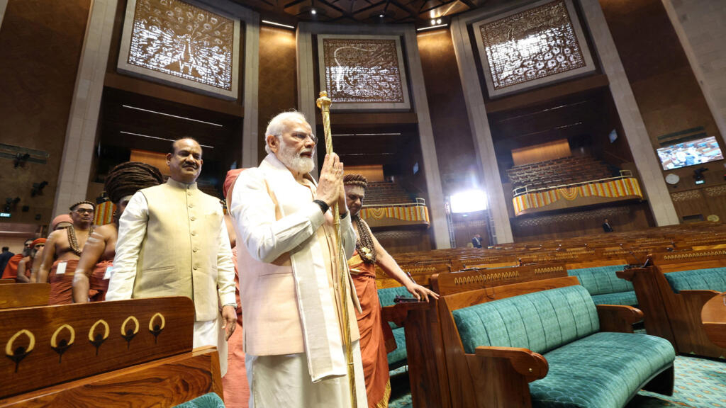 , Infos france: Narendra Modi inaugure le nouveau Parlement lors d’une cérémonie boycottée par l’opposition